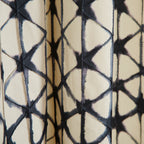 Panneau de draperie tie-dye indigo